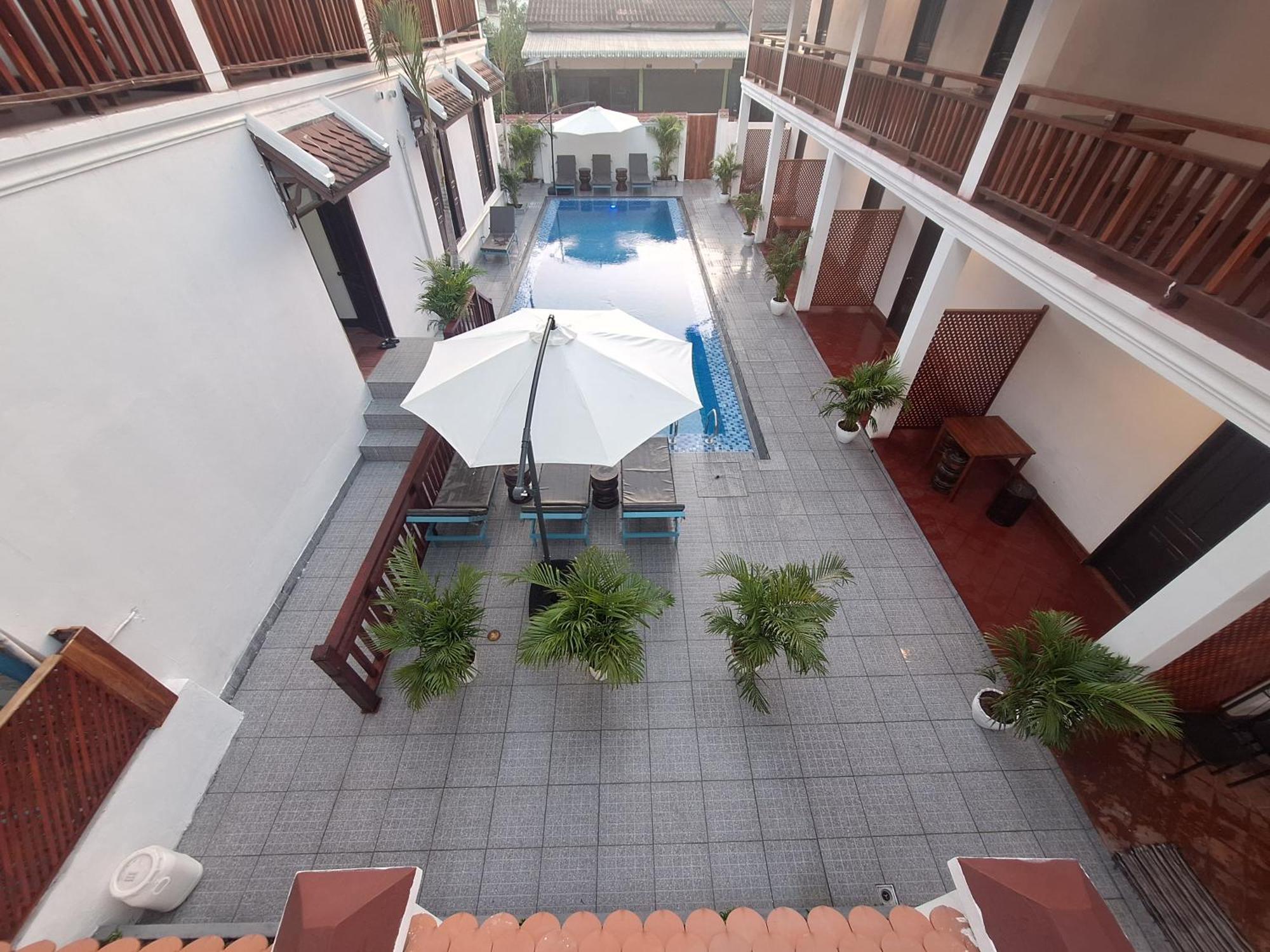 Luang Prabang Pavilion Hotel & Travel Exterior photo