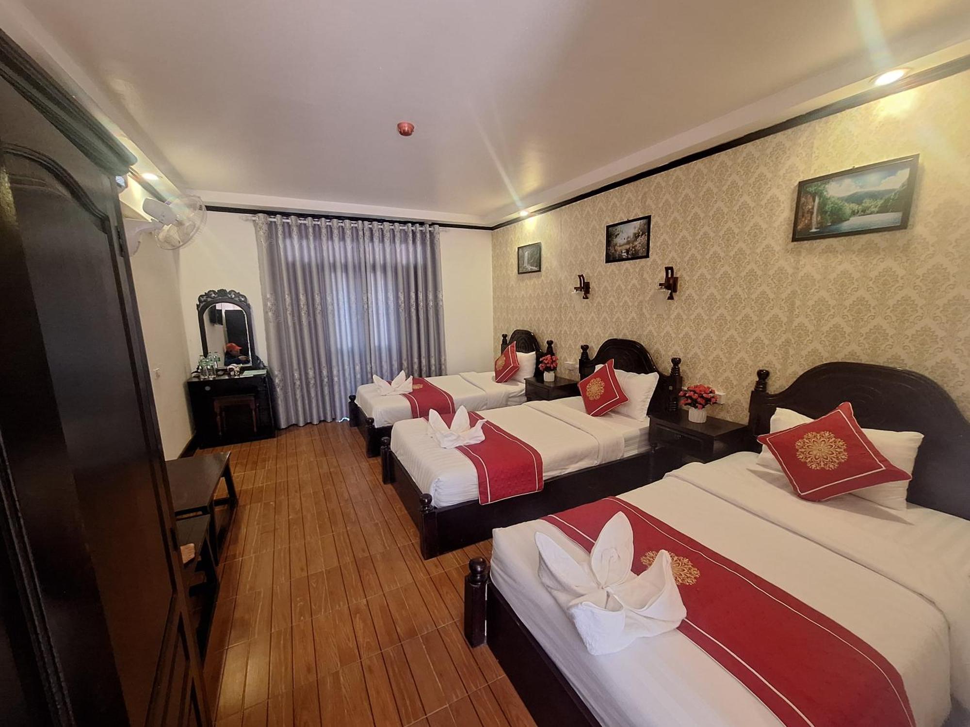 Luang Prabang Pavilion Hotel & Travel Exterior photo