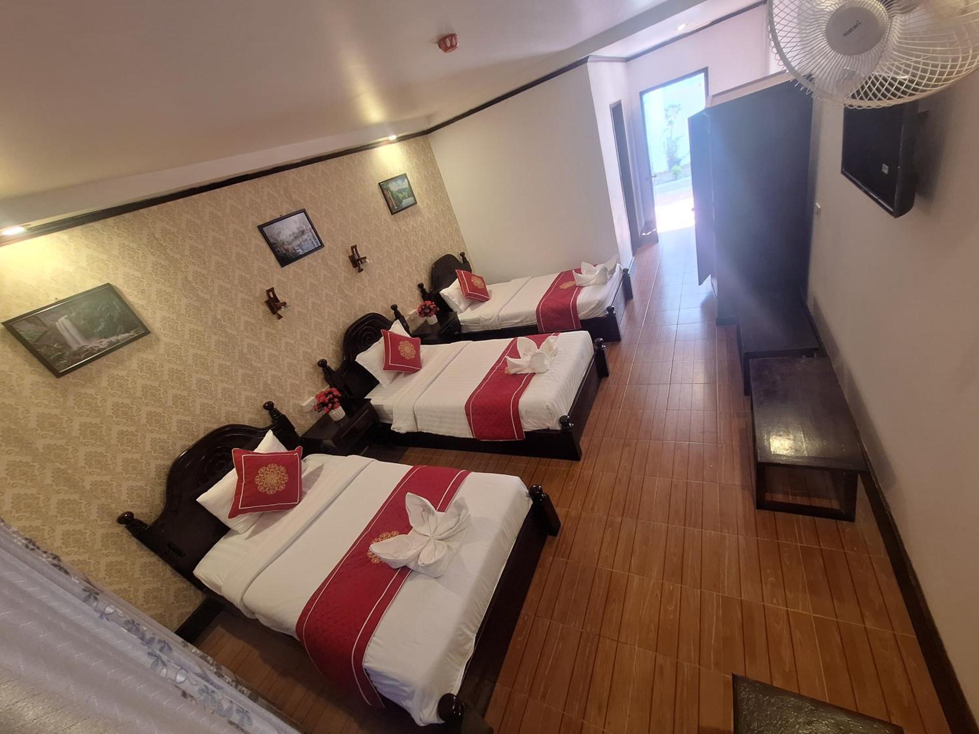 Luang Prabang Pavilion Hotel & Travel Exterior photo